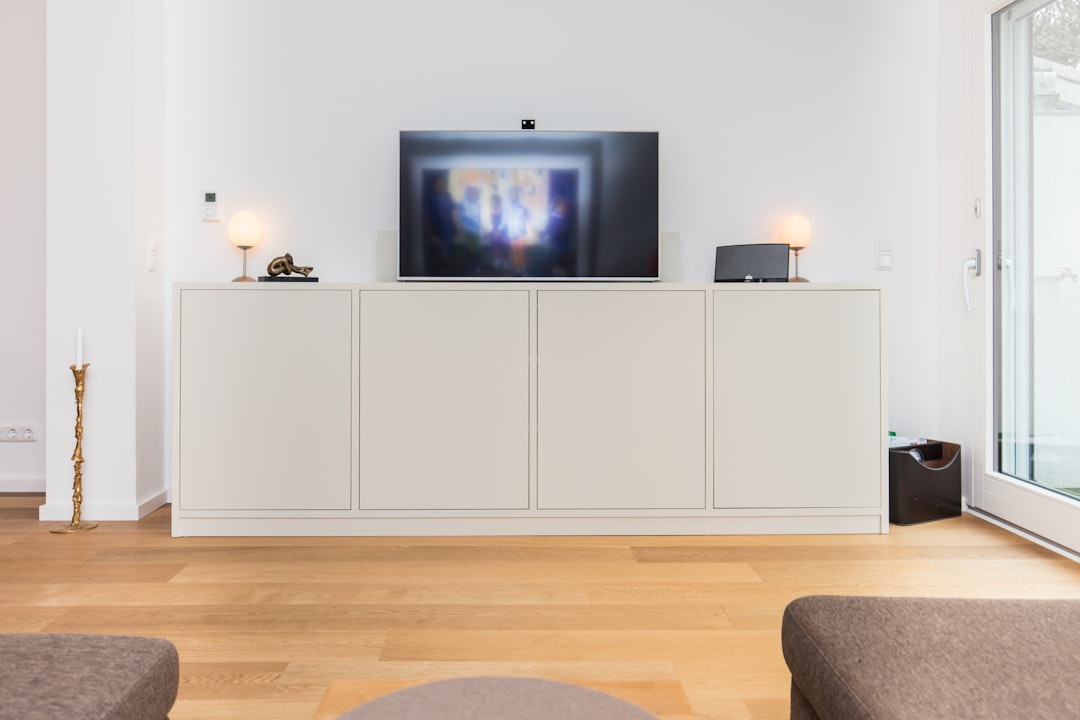 Bright, minimalist living room in a modern home, symbolizing the lean and efficient approach to selling real estate in Ind...